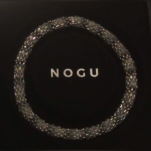 🩶🩶 Lotus Sky Grey, Silver Himalayan Bracelet 🩶🩶